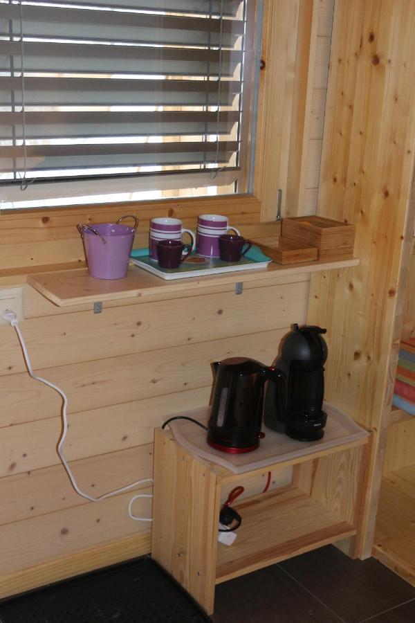Bed and Breakfast Chalet Tzarbonire Chalais Екстер'єр фото